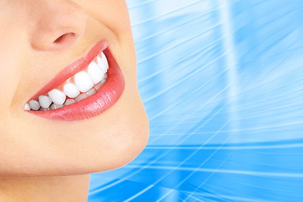 Get a Professional Smile: Discover the Best Way to Whiten Teeth